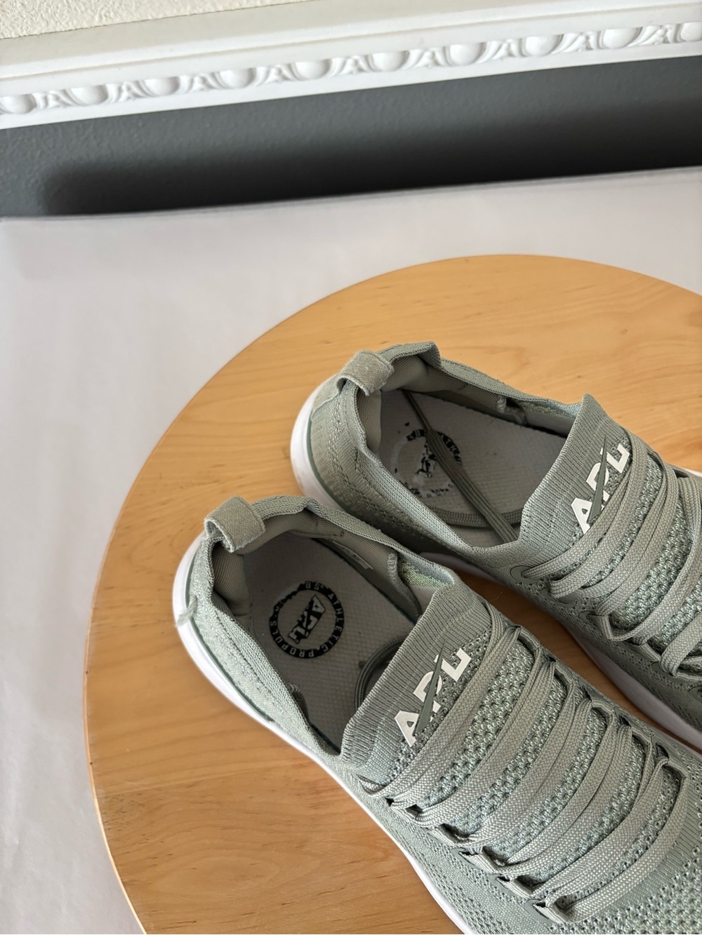 APL Women's Knit Techloom Breeze Athletic Sneakers in Sage Green Size 10 - Picture 3 of 4